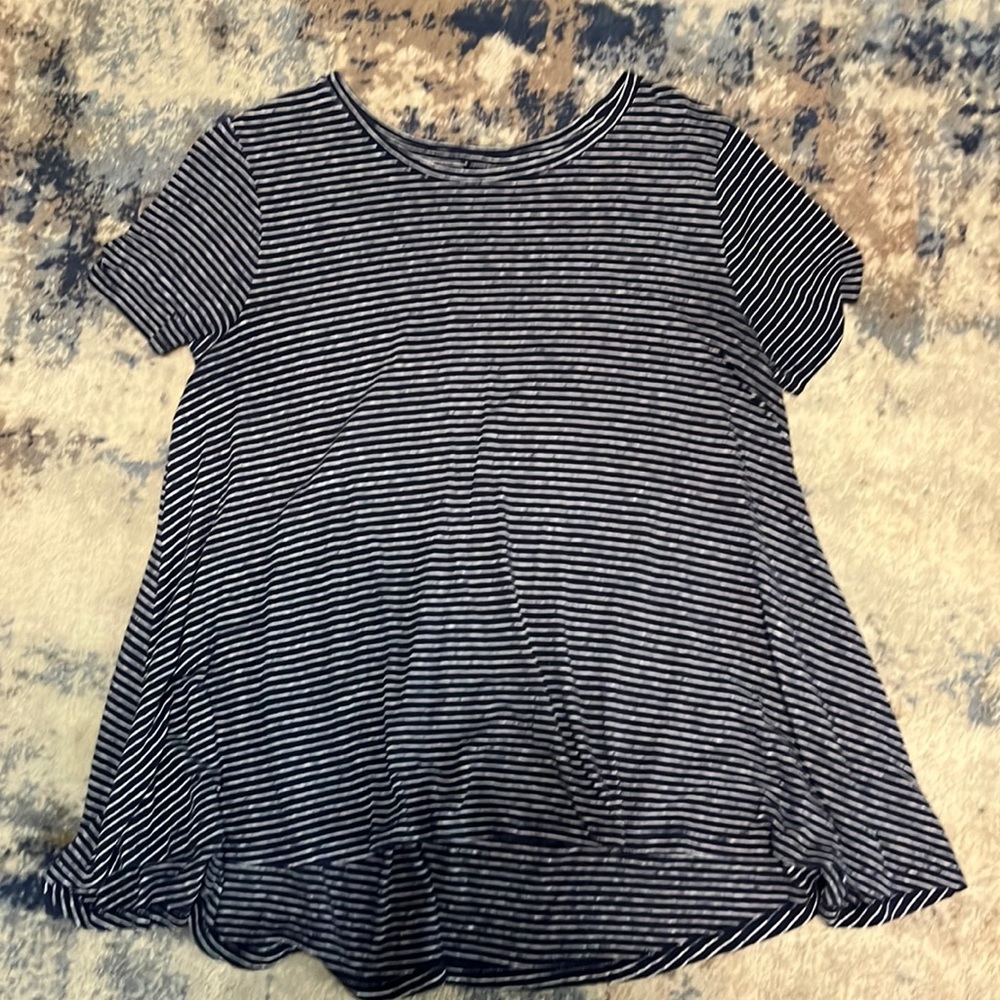 Flowy Old Navy Shirt